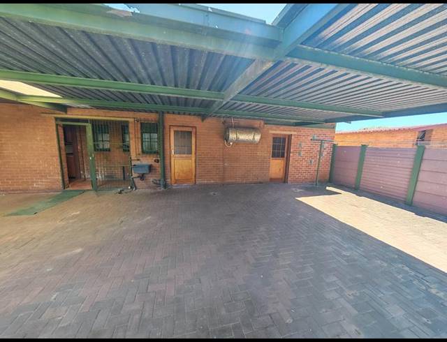 3 BEDROOM HOUSE FOR SALE IN VANDERBIJLPARK SE 1